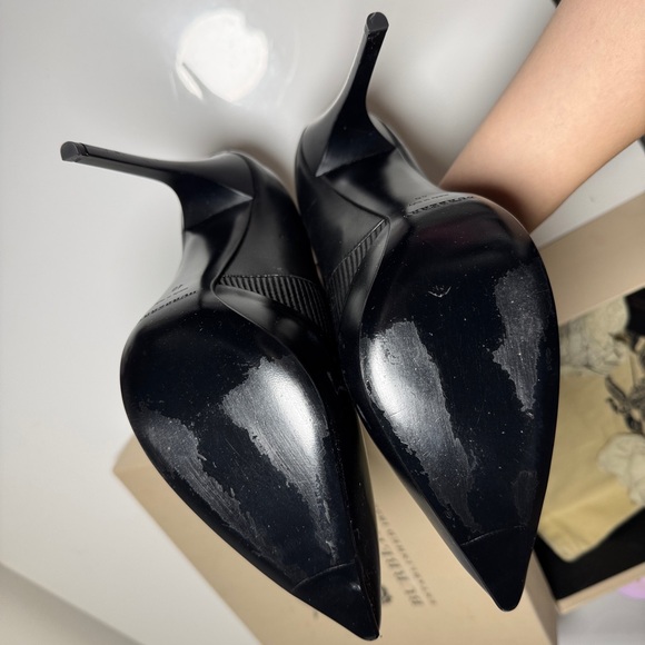Burberry Prorsum Leather Pumps - Picture 4 of 11